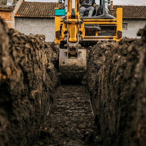 Riempimento scavi ML MASI SRL a Lamporecchio e in tutta la Toscana Lavori stradali, autotrasporti conto terzi, recupero materiali inerti, impianto frantumazione