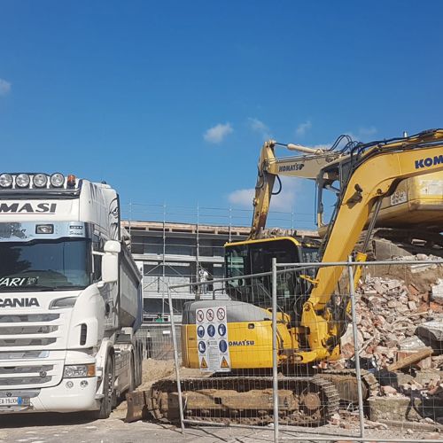 scavi e demolizioni ML MASI SRL a Lamporecchio e in tutta la Toscana Lavori stradali, autotrasporti conto terzi, recupero materiali inerti, impianto frantumazione